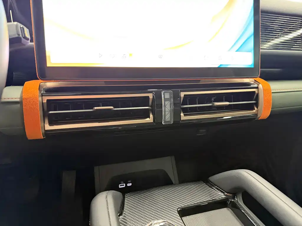 iCAR iCAR 03 — миниатюра 16