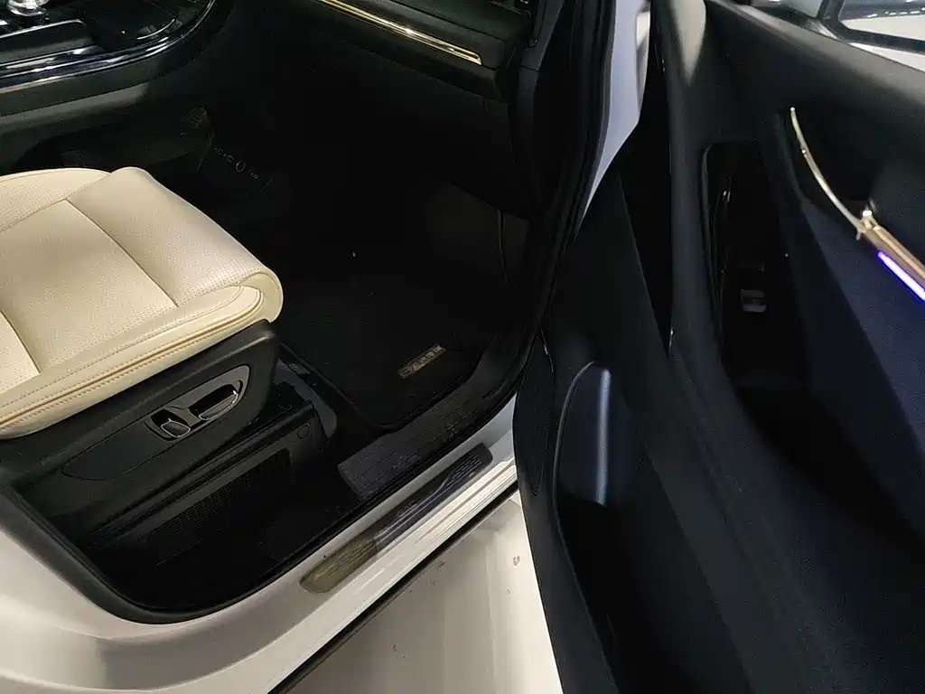 GAC Motor Trumpchi M8 — миниатюра 9