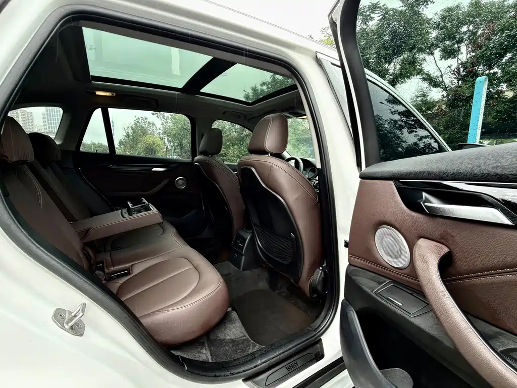BMW X1 — миниатюра 6