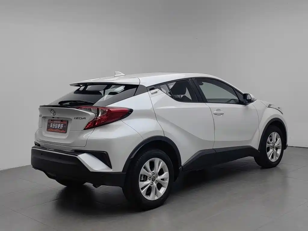 Toyota IZOA — миниатюра 2