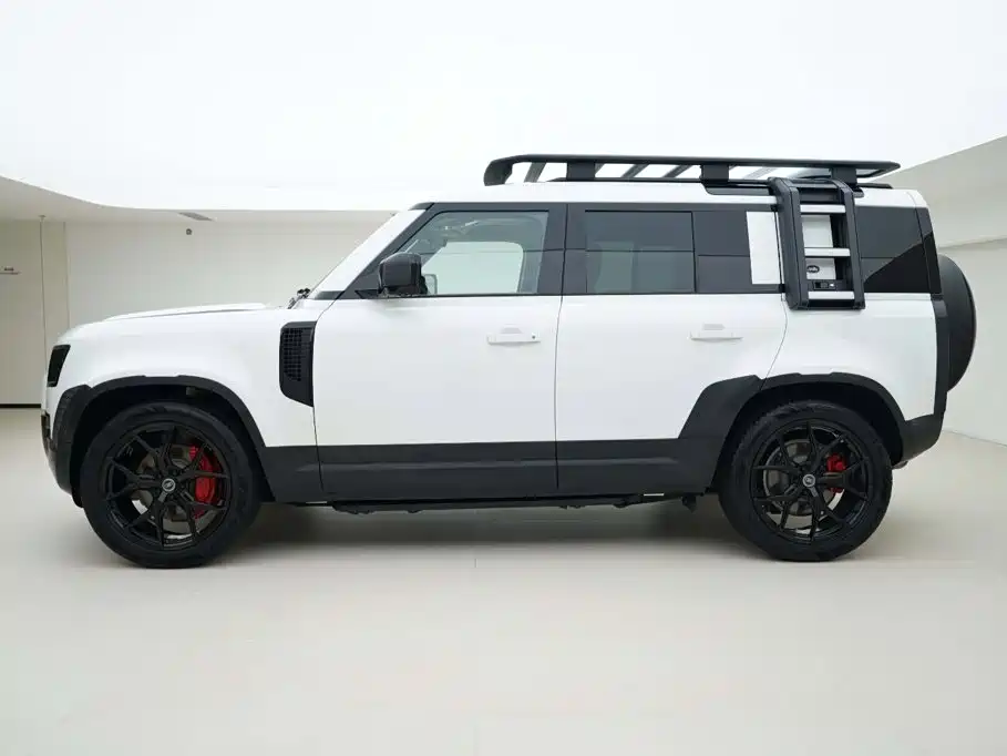 Land Rover Defender — миниатюра 3