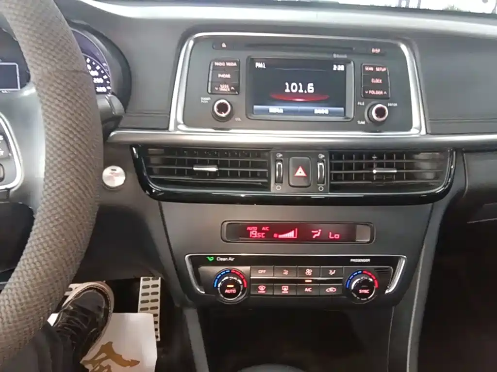 Kia K5 — миниатюра 13