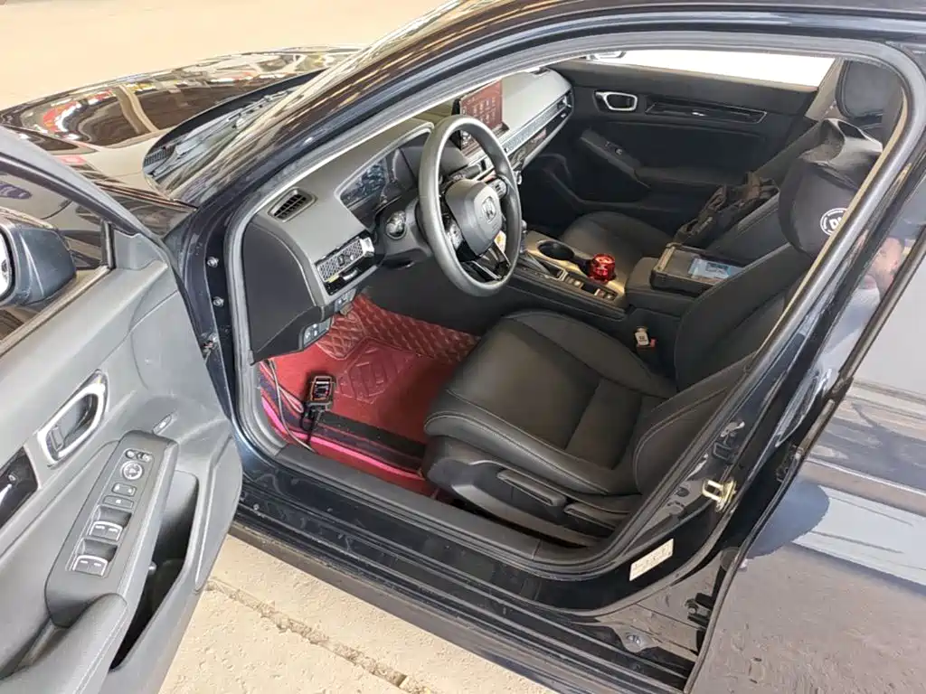 Honda Civic — миниатюра 16