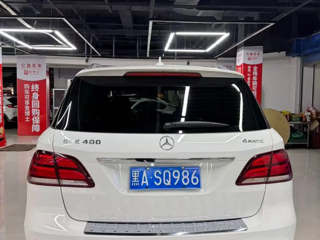 Mercedes-Benz GLE (Import) — миниатюра 7