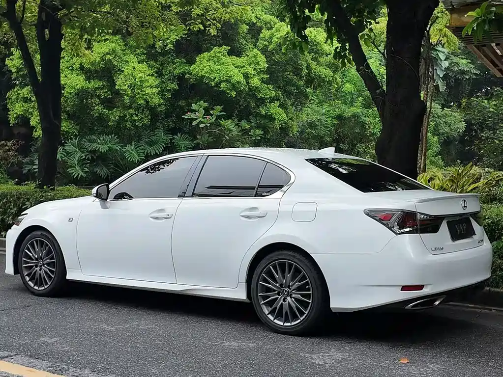 Lexus GS — миниатюра 11