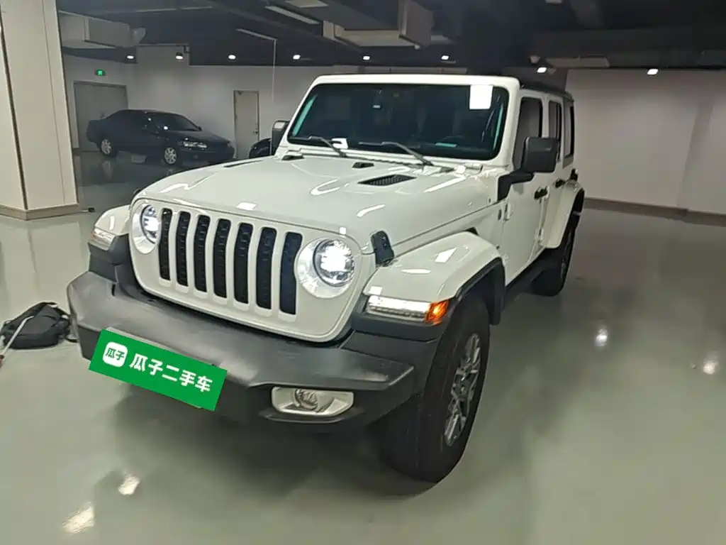 Jeep Wrangler PHEV — миниатюра 2