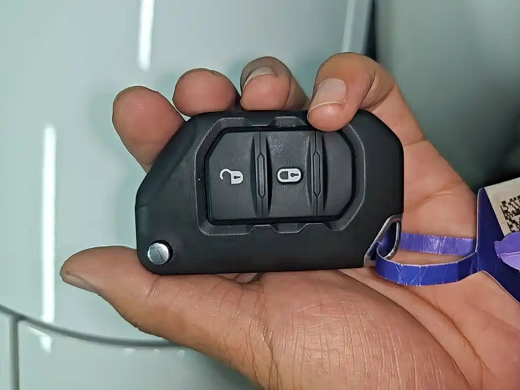 Jeep Wrangler PHEV — миниатюра 9