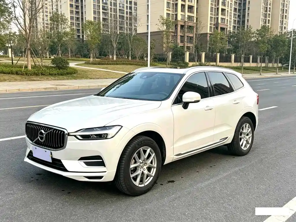 Volvo XC60 2021