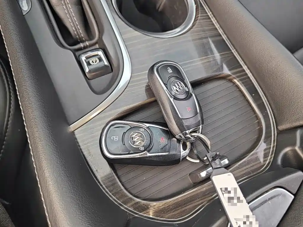 Buick Envision Plus — миниатюра 9