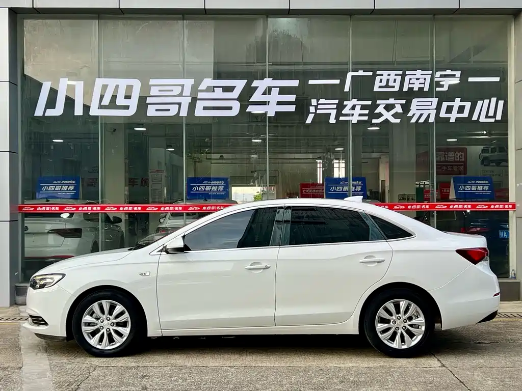 Buick Excelle — миниатюра 3