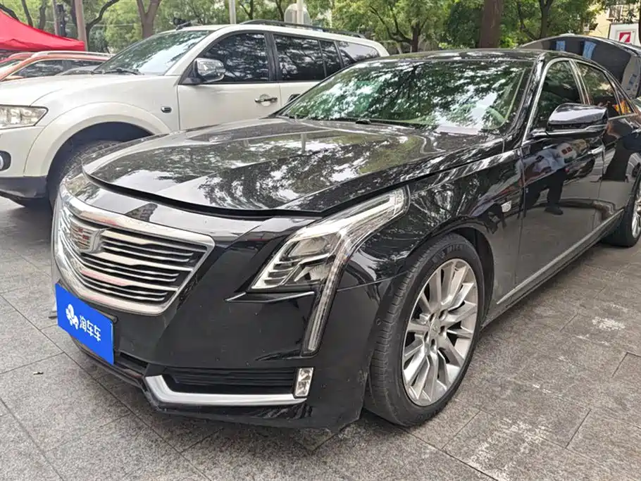 CADILLAC CT6