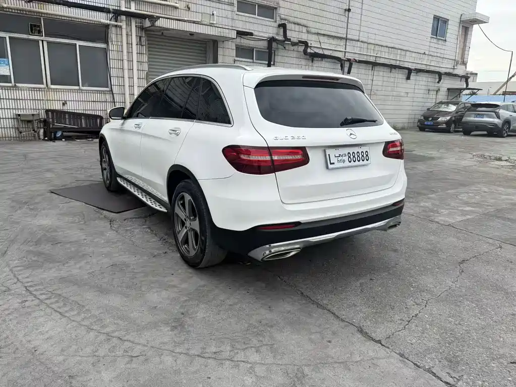 Mercedes-Benz GLC — миниатюра 8