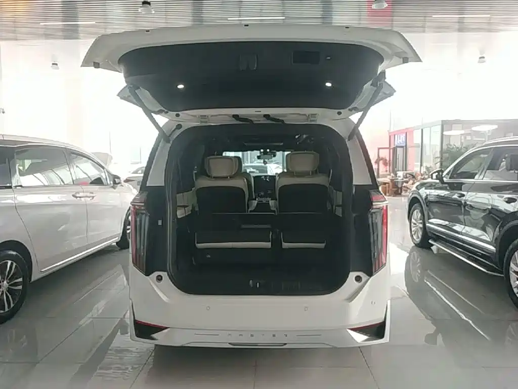 GAC Motor Trumpchi M8 — миниатюра 19
