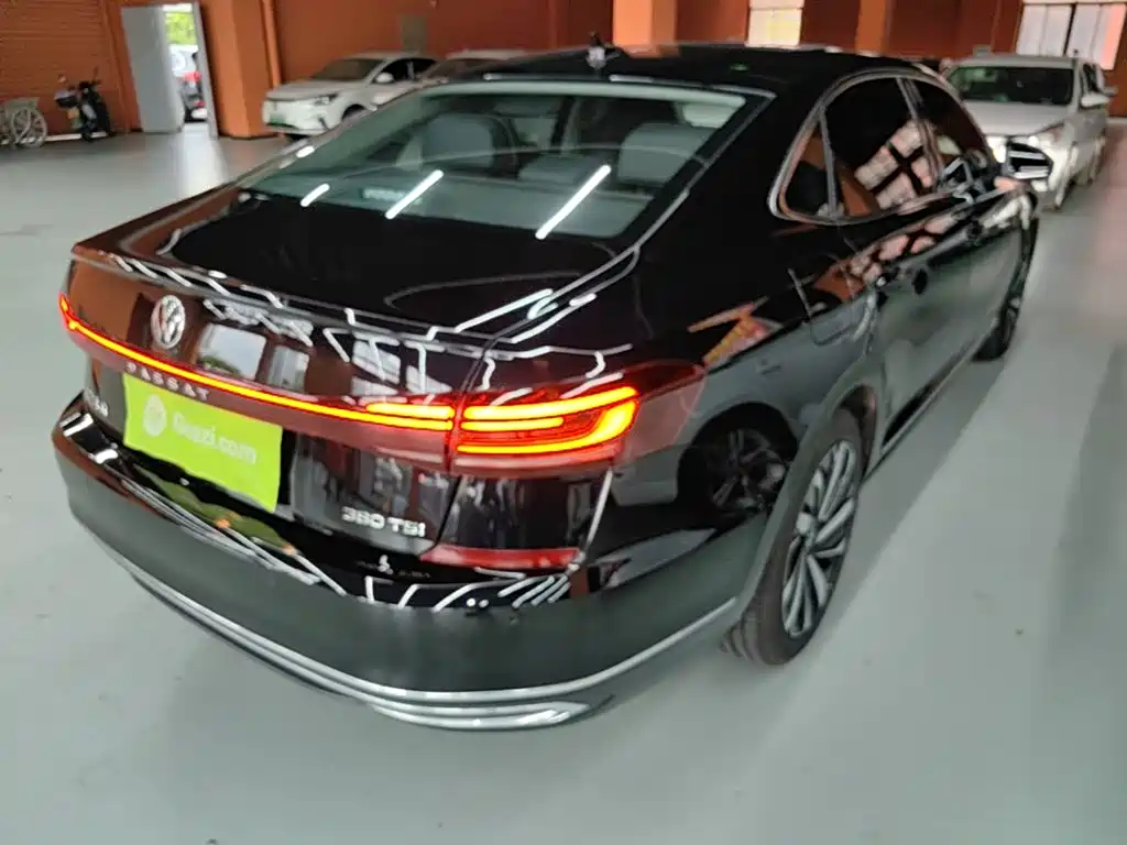 Volkswagen Passat — миниатюра 7