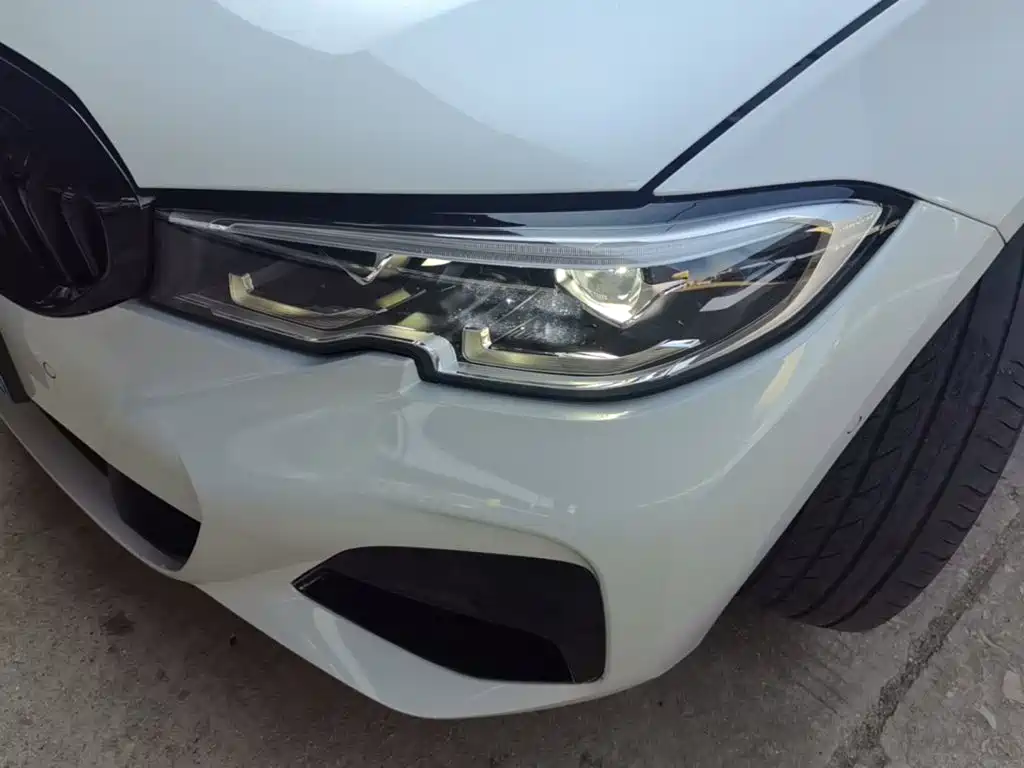 BMW 3 Series — миниатюра 3