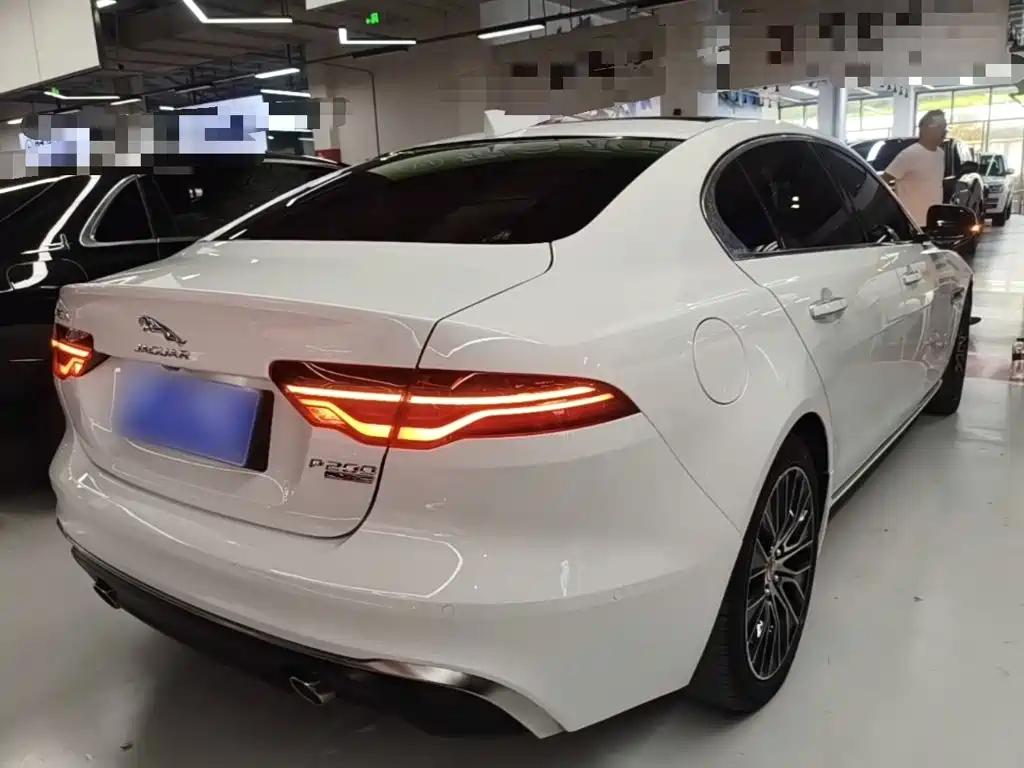 Jaguar XEL — миниатюра 7