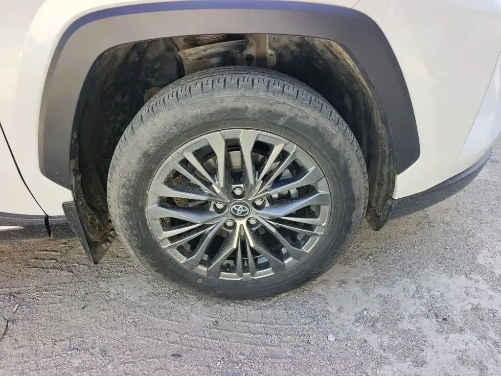Toyota Wildlander — миниатюра 24