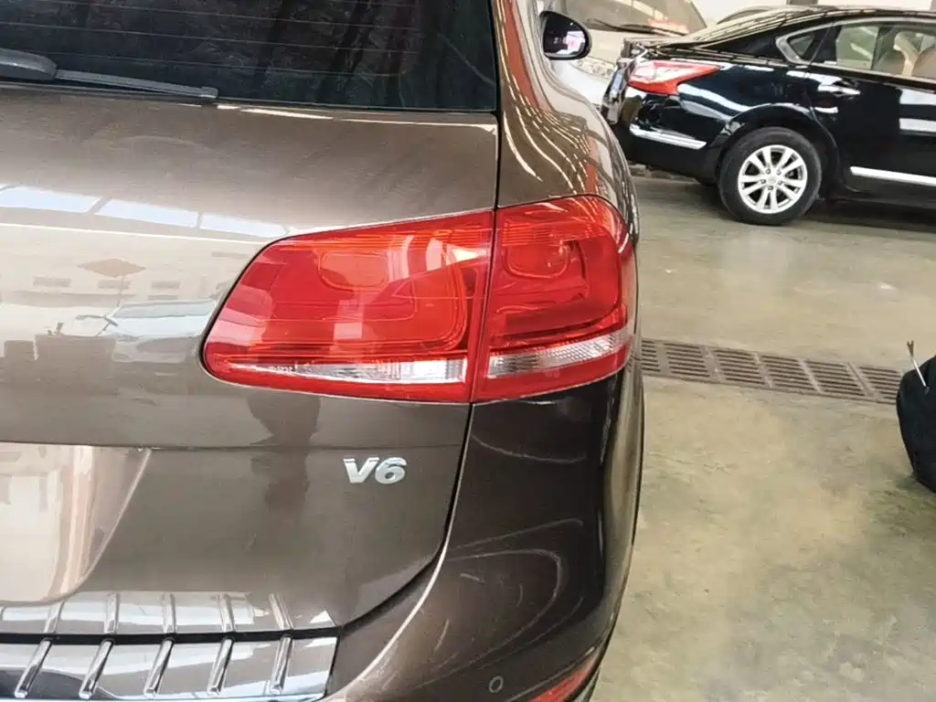 Volkswagen Touareg — миниатюра 8