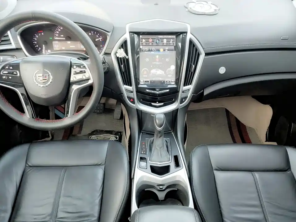 Cadillac SRX — миниатюра 8
