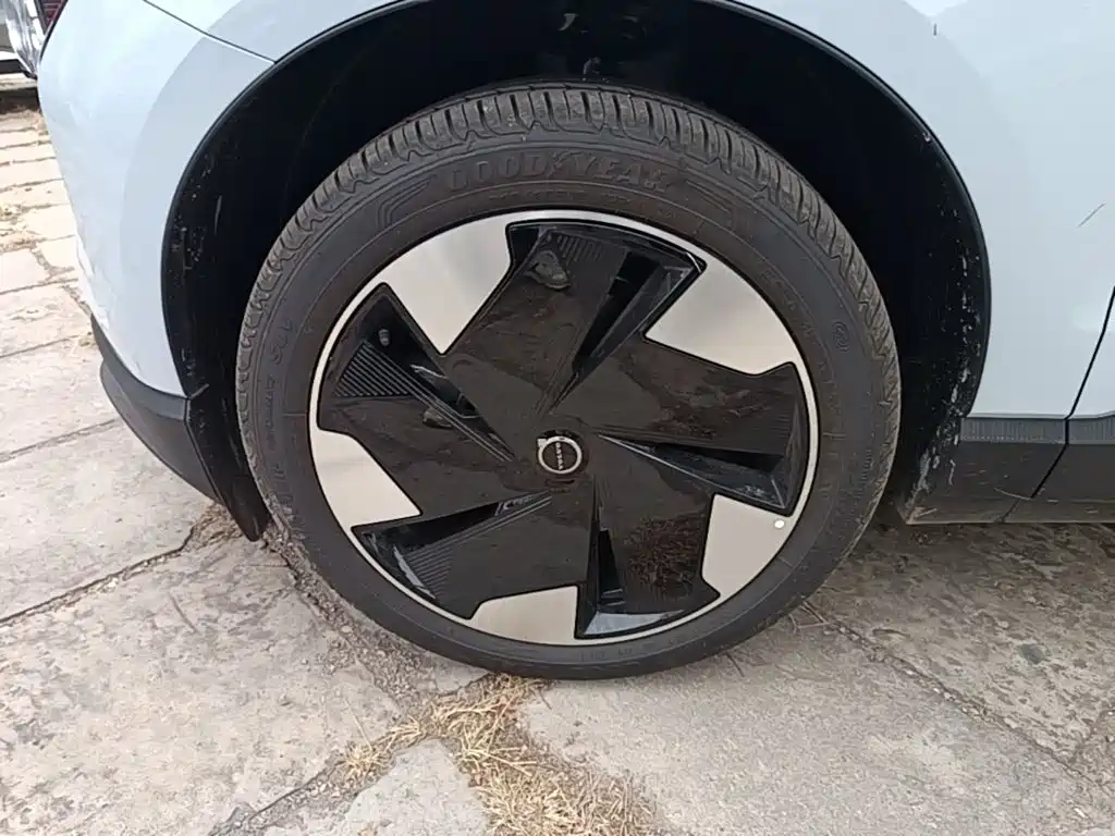Volvo EX30 — миниатюра 23