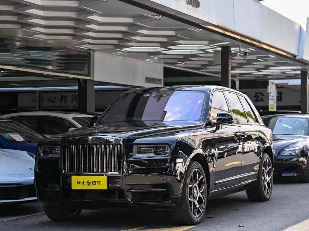 Купить Rolls-Royce Cullinan
