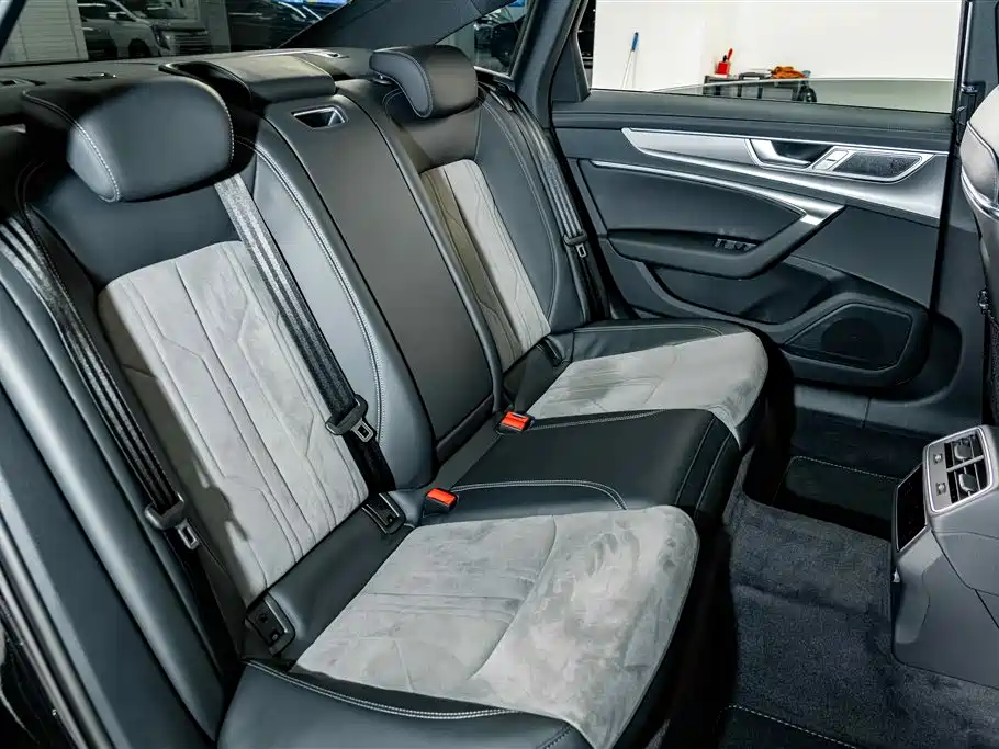 Audi A6L — миниатюра 23