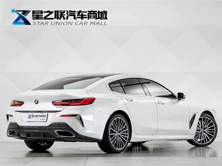 BMW 8 Series — миниатюра 6