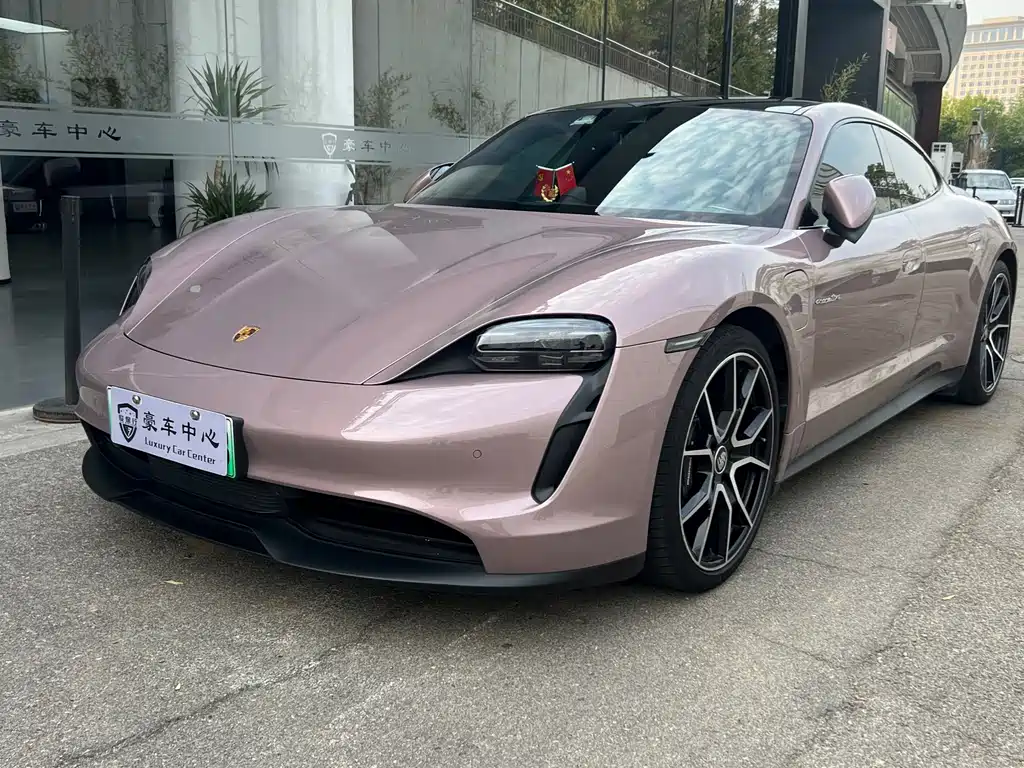 Porsche Taycan