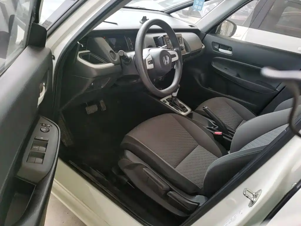Honda Fit — миниатюра 15
