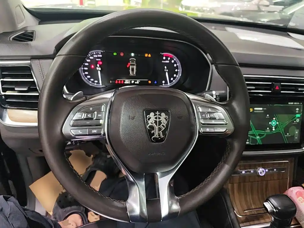 Roewe RX8 — миниатюра 11