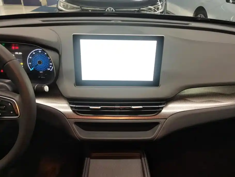 Hongqi Hongqi E-QM5 — миниатюра 13