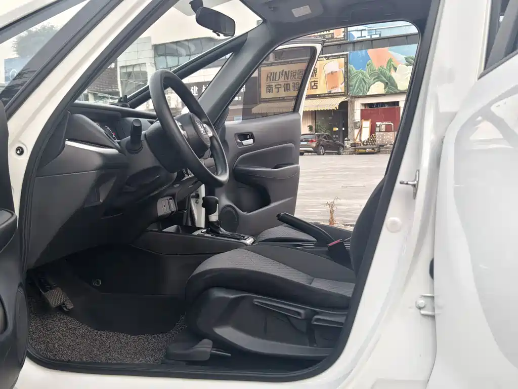 Honda Fit — миниатюра 12