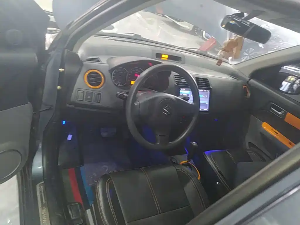 Suzuki Swift — миниатюра 10