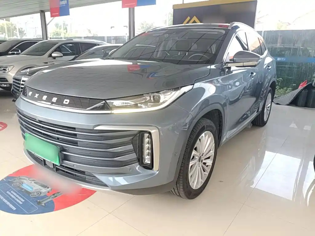 Exeed Lingyun — миниатюра 2