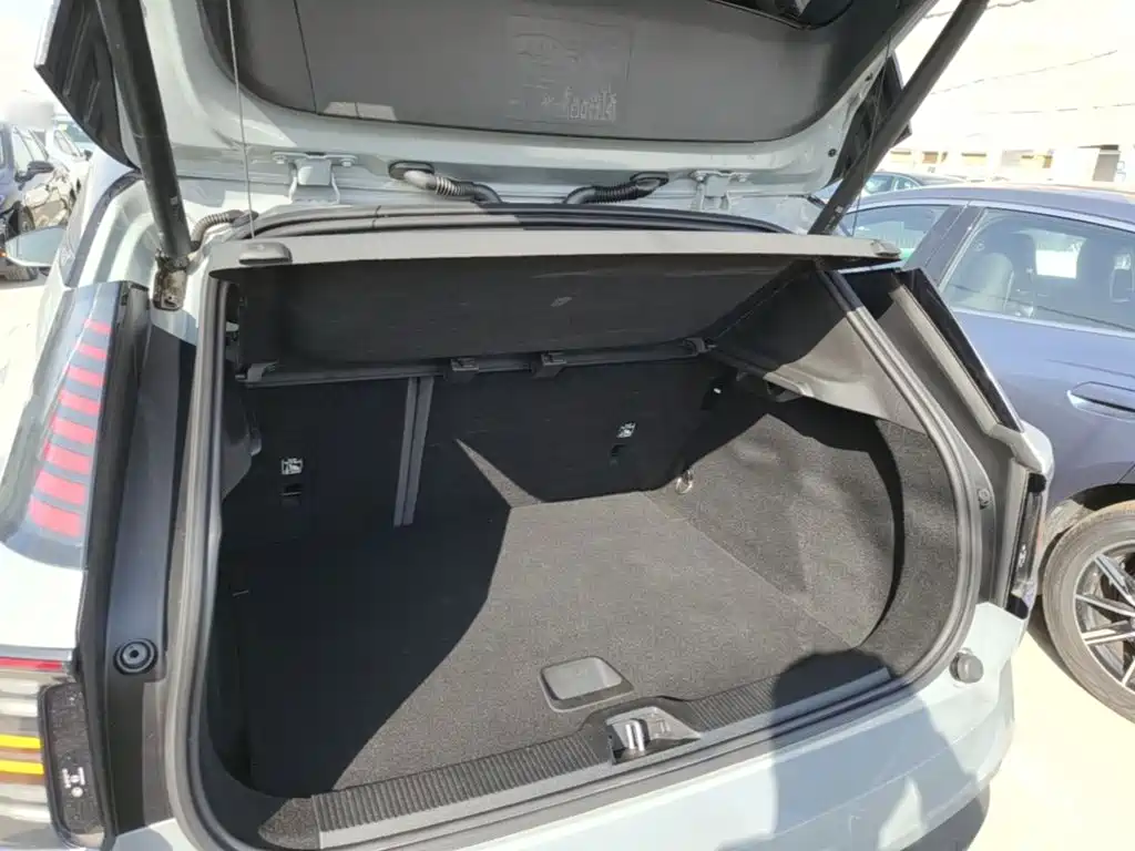 Volvo EX30 — миниатюра 19