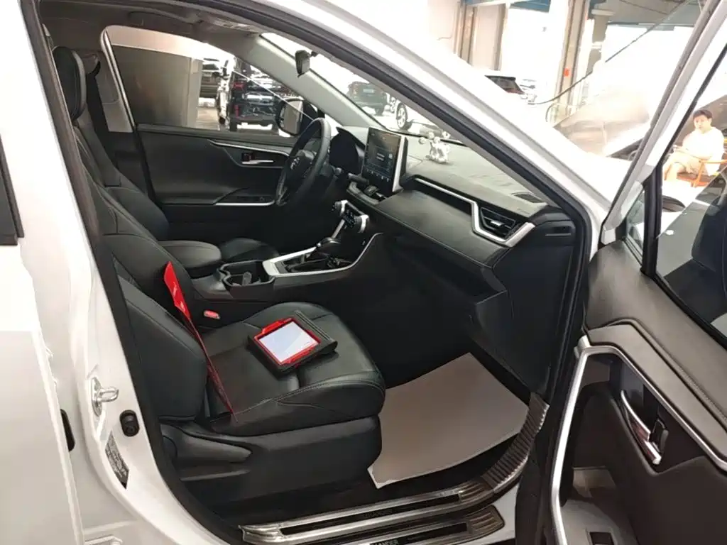 Toyota Wildlander — миниатюра 25