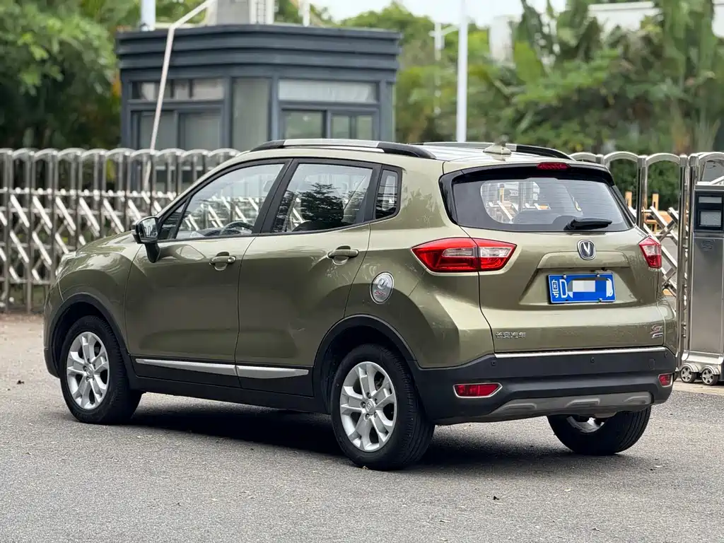 Changan CS15 — миниатюра 9