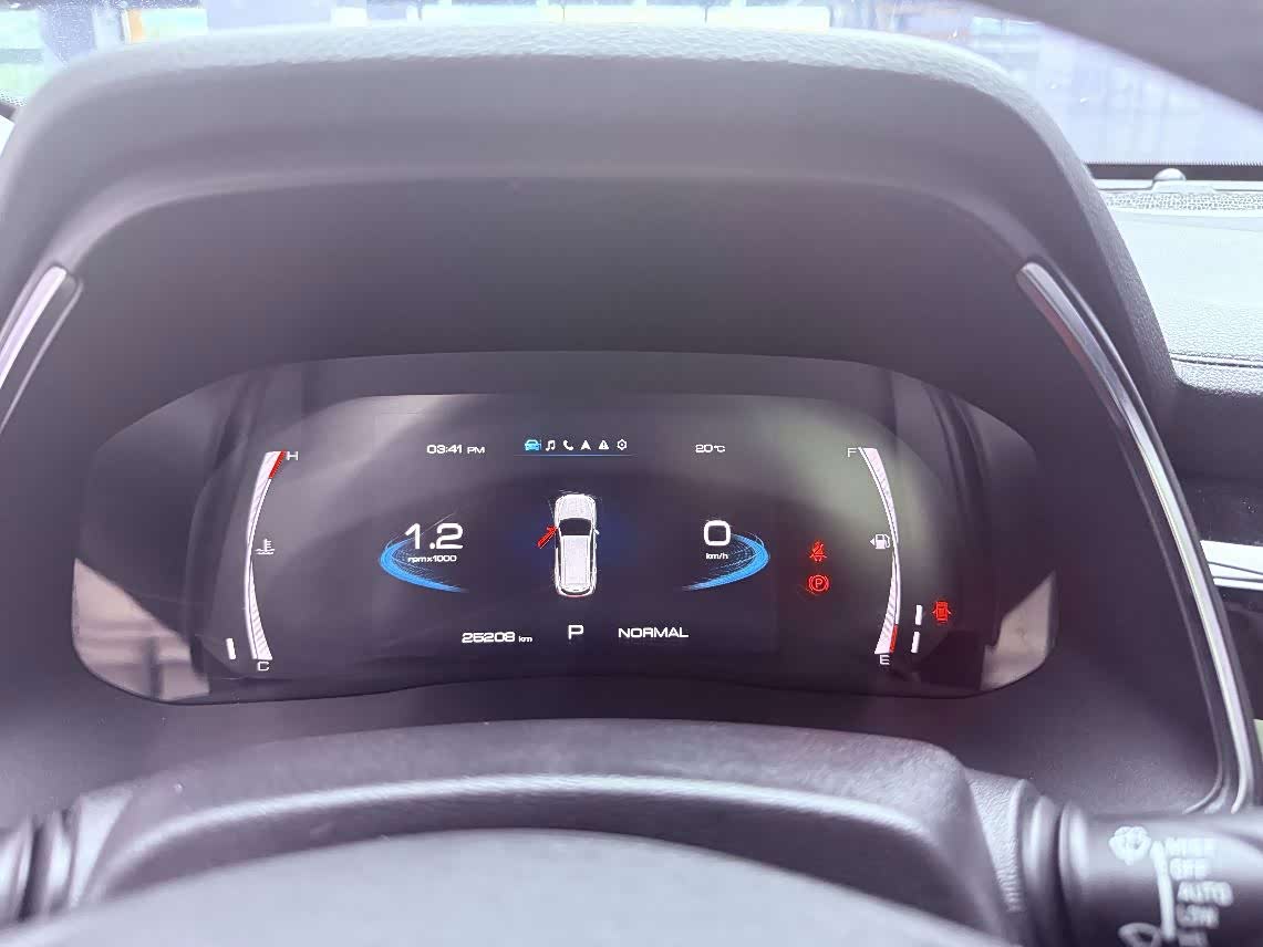 Haval Haval H6 1.5 л 2023 г. Белый, пробег 25000 км