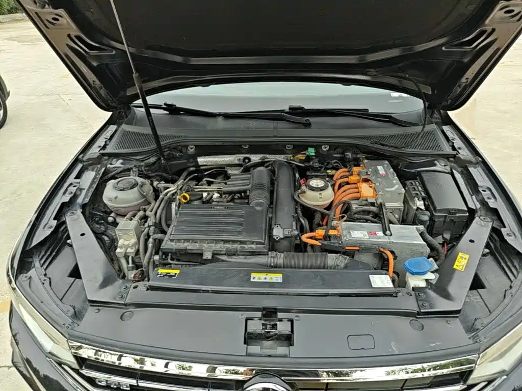 Volkswagen Magotan PHEV — миниатюра 20