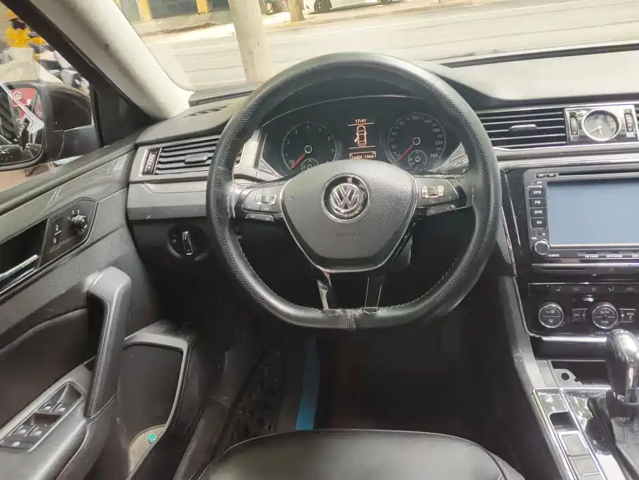 Volkswagen Passat — миниатюра 15