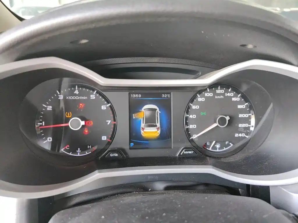 Geely Emgrand GS — миниатюра 4