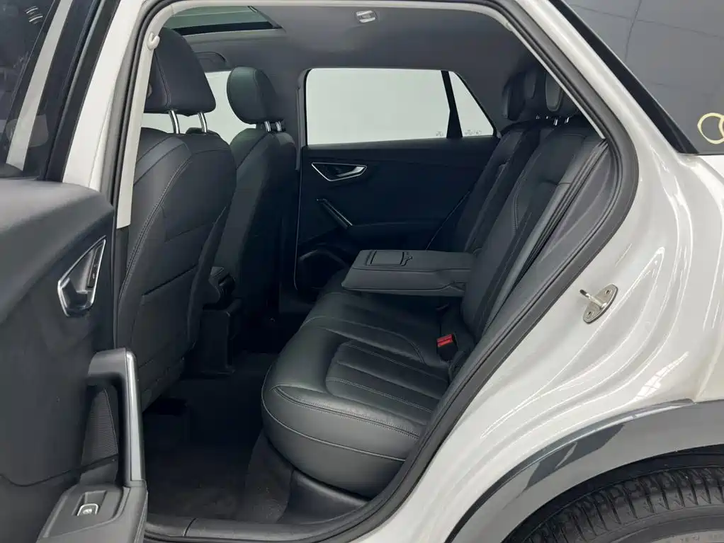 Audi Q2L — миниатюра 6