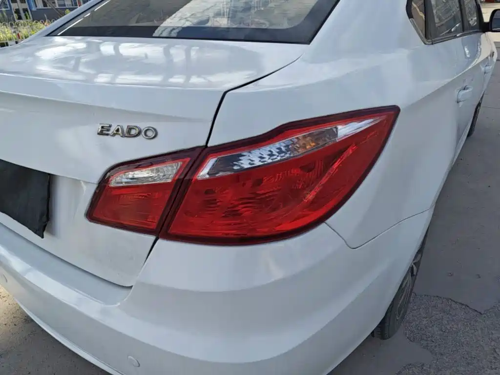 Changan Eado — миниатюра 8