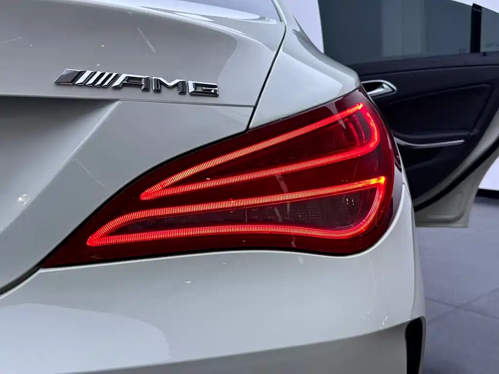 Mercedes-Benz CLA AMG — миниатюра 32
