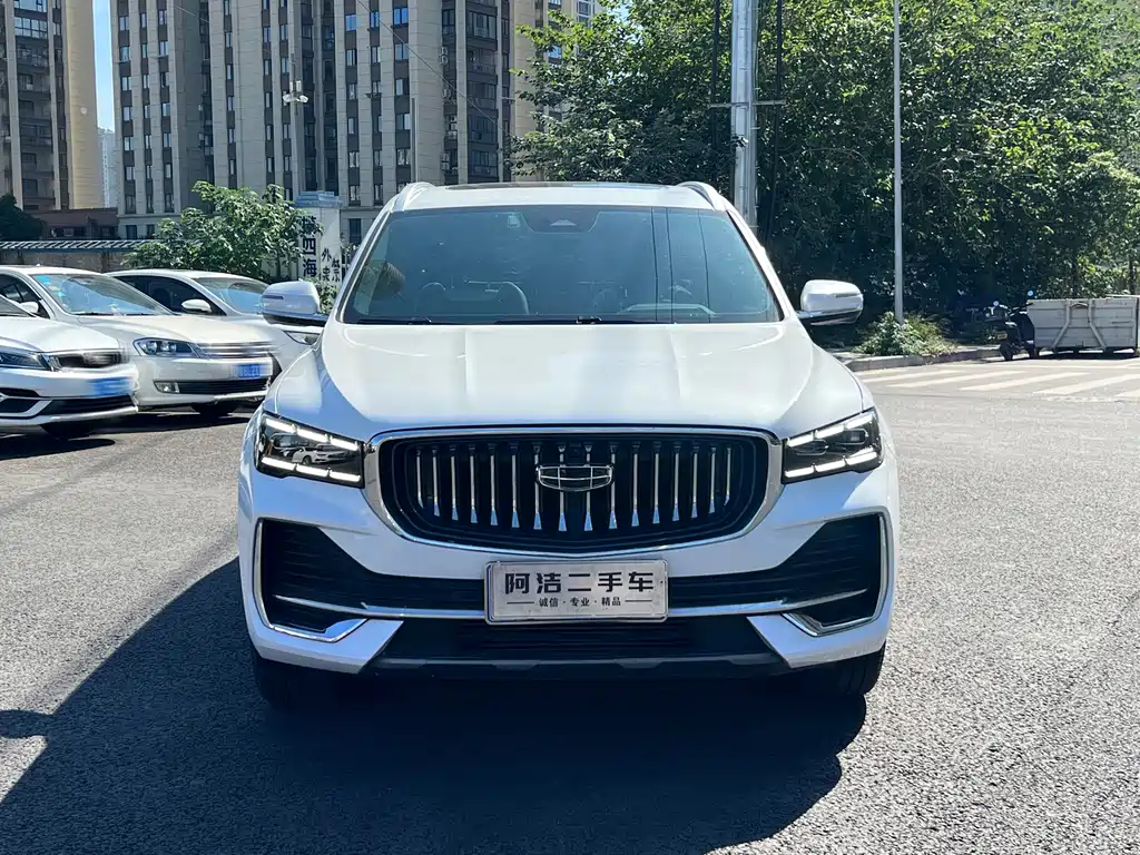 Geely Xingyue L — миниатюра 2