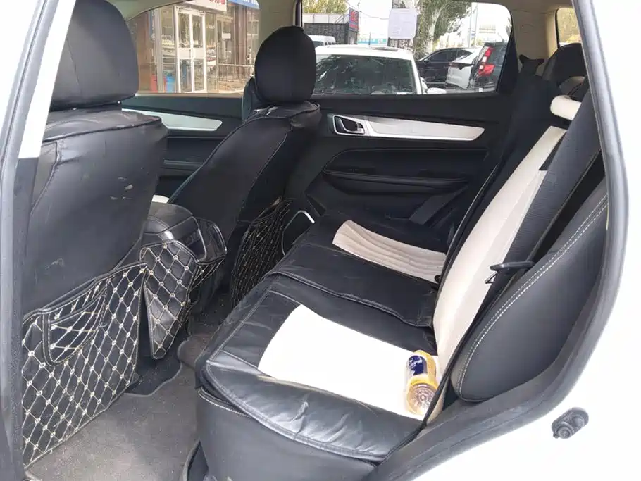 Geely Vision X6 — миниатюра 11