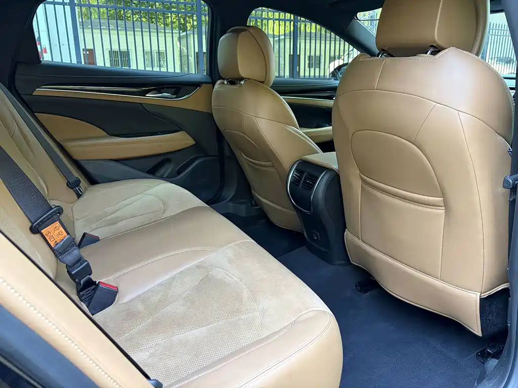 Buick LaCrosse — миниатюра 8