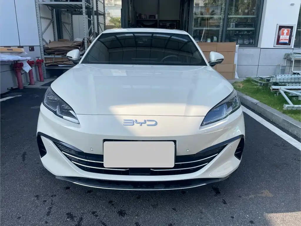 BYD Seal 06
