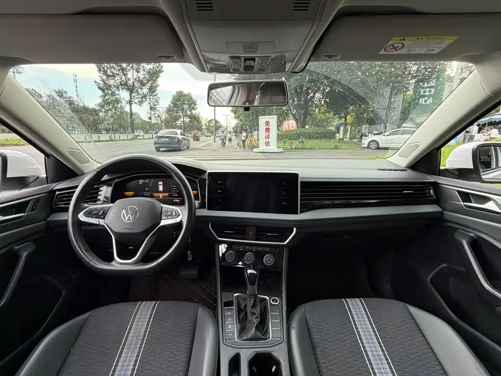 Volkswagen Sagitar — миниатюра 13