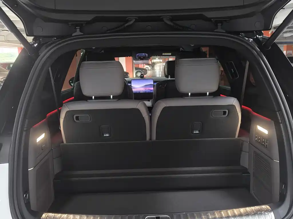 NIO ES8 2026 мест Executive Luxury